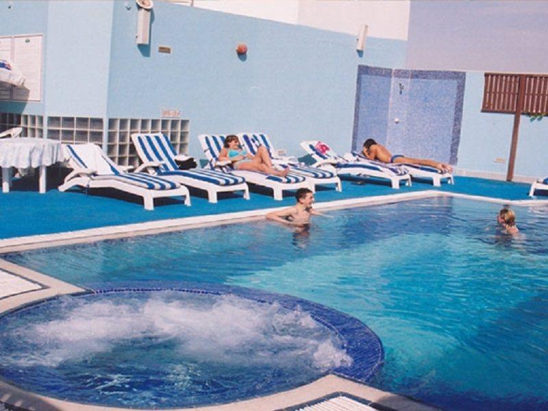 فندق ماي فير دبي المظهر الخارجي الصورة